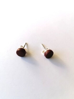 Oorstekers tagua, rondje S kastanje (zilver) - LA TAGUA MANUFACTURA