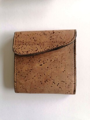 Vegan portefeuille kurk, asymmetrisch lichtbruin - ARTELUSA