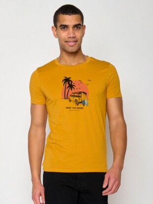 T-shirt bio katoen, ridin' the waves oker - GREENBOMB