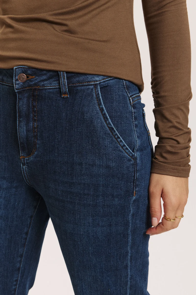 Damesjeans bio katoen, rechte pijp vanatu blue - TRANQUILLO